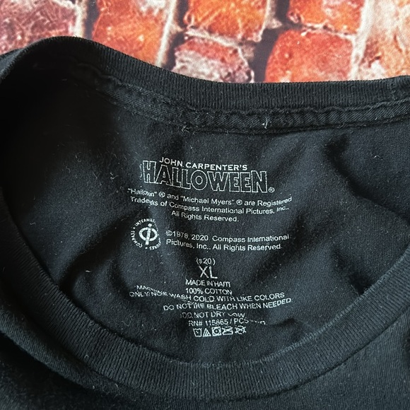 Halloween Shirt Size XL - Picture 2 of 5